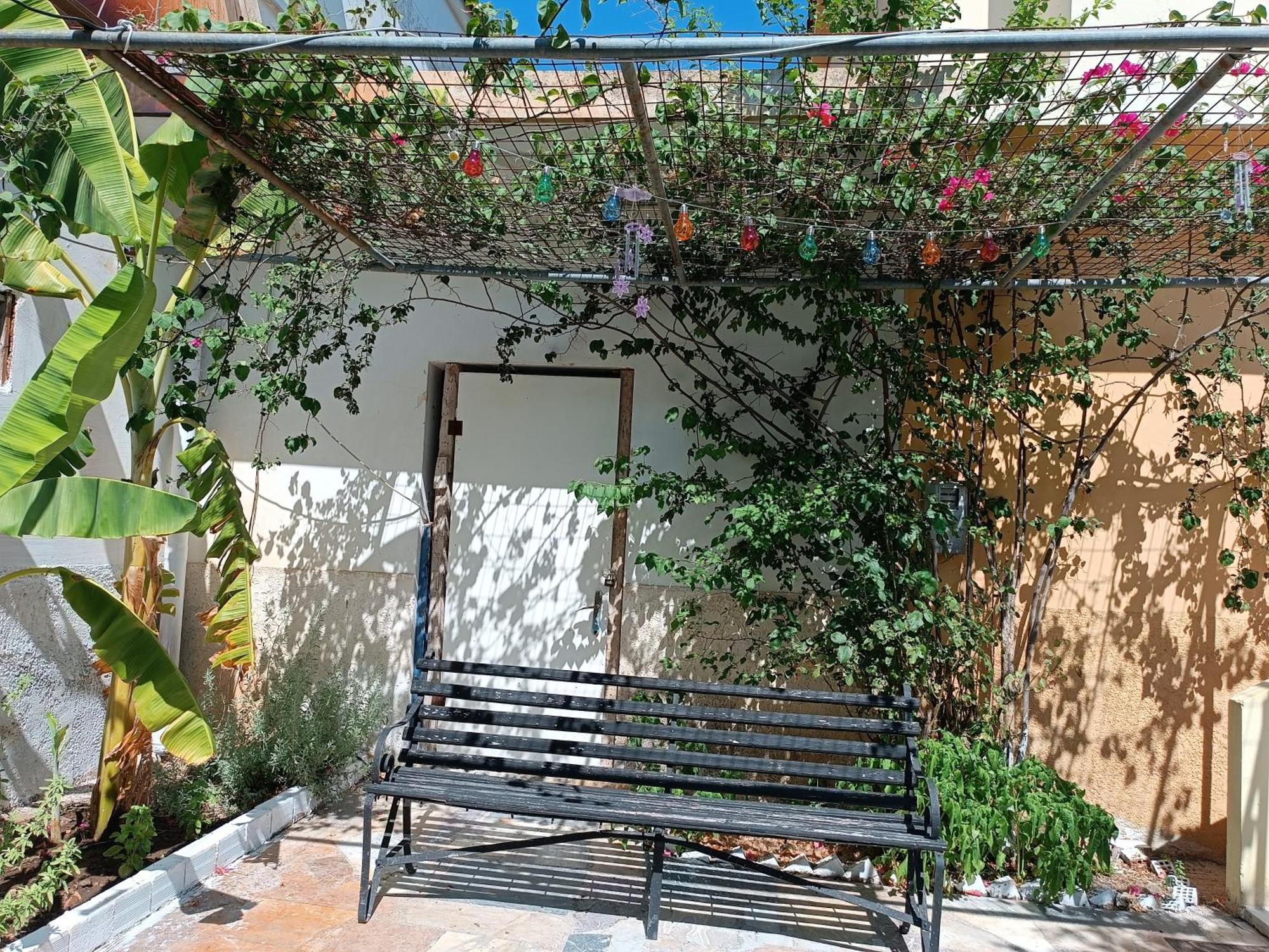 Вилла Exotic House Митилини Экстерьер фото